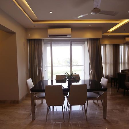 Lakeview Service Apartments Калькутта Экстерьер фото