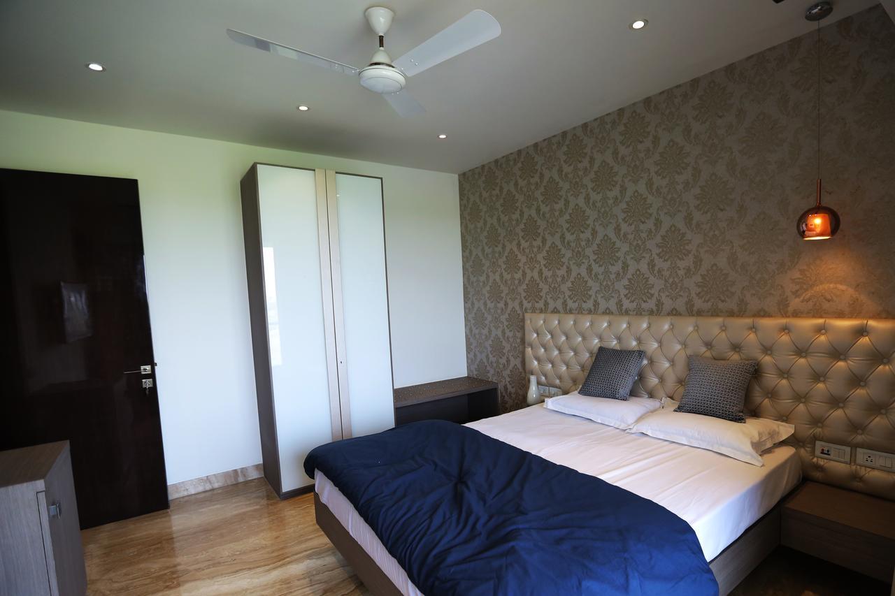 Lakeview Service Apartments Калькутта Экстерьер фото